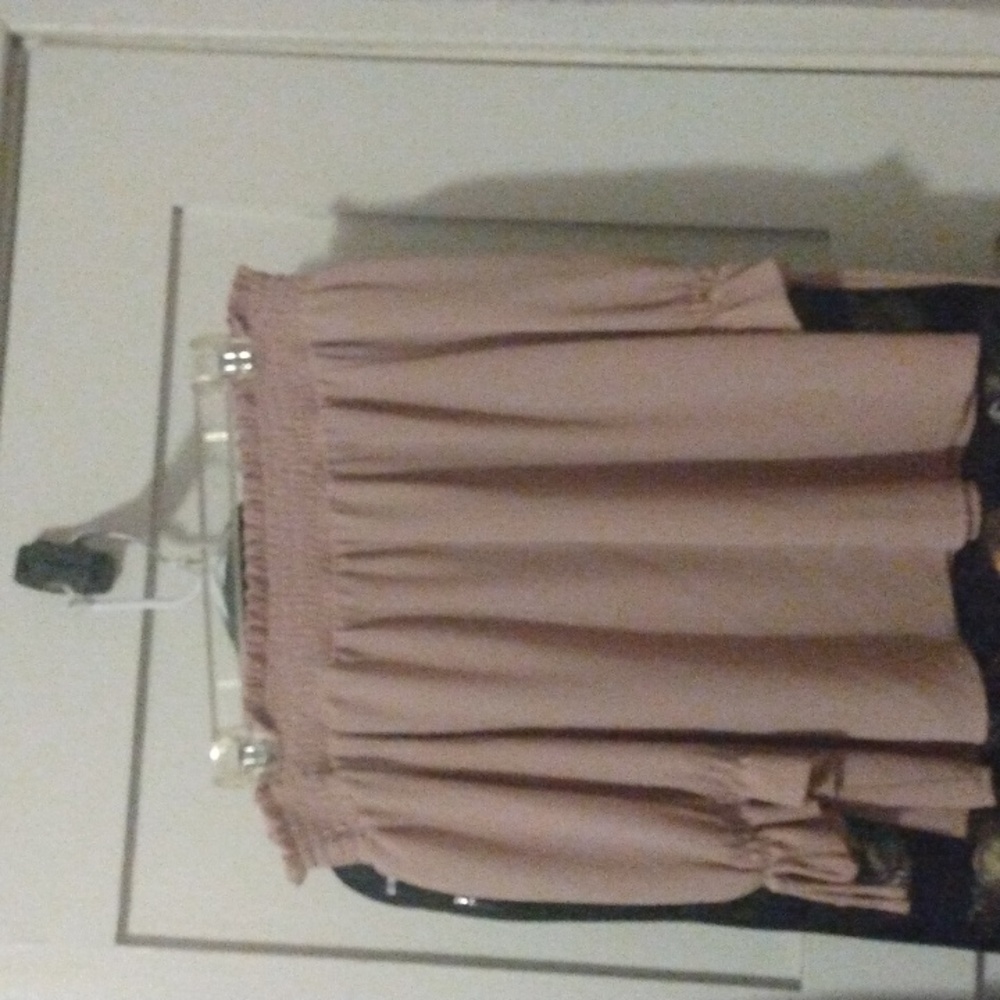 Women's size L pink sleeveless top